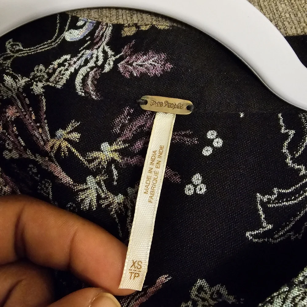 Free People Peacock Toile Floral Casual Button Boho Button Top Size XS - Picture 9 of 9